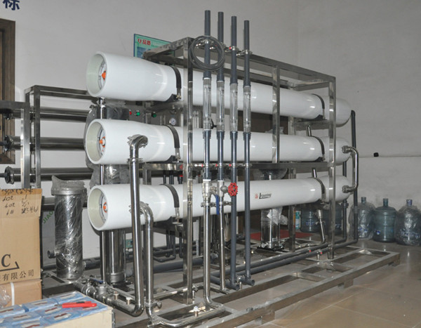 GMP醫(yī)藥純化水設備